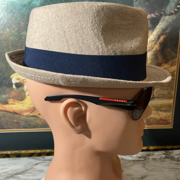 PRADA MENS/WOMENS AVIATOR SUNGLASSES WITH HARD CASE - Picture 6 of 16